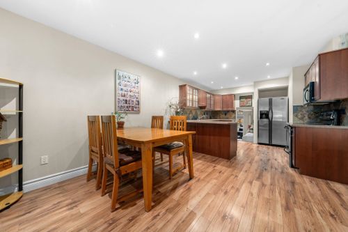 230-w-15th-street-central-lonsdale-north-vancouver-13 at 6 - 230 W 15th Street, Central Lonsdale, North Vancouver