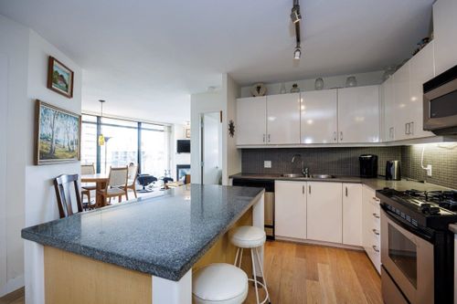 175-w-1st-street-lower-lonsdale-north-vancouver-08 at 902 - 175 W 1st Street, Lower Lonsdale, North Vancouver