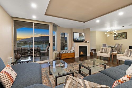 168-chadwick-court-lower-lonsdale-north-vancouver-04 at 609 - 168 Chadwick Court, Lower Lonsdale, North Vancouver