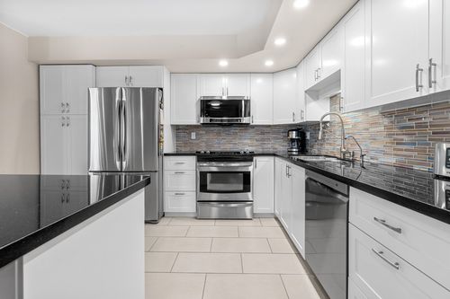 168-chadwick-court-lower-lonsdale-north-vancouver-07 at 609 - 168 Chadwick Court, Lower Lonsdale, North Vancouver