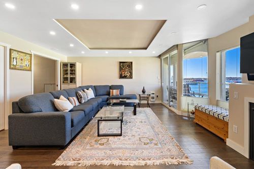 168-chadwick-court-lower-lonsdale-north-vancouver-20 at 609 - 168 Chadwick Court, Lower Lonsdale, North Vancouver