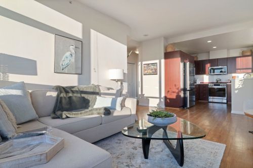 120-w-16th-street-central-lonsdale-north-vancouver-05 at 1401 - 120 W 16th Street, Central Lonsdale, North Vancouver