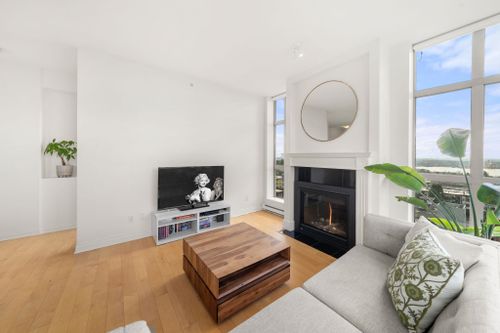 160-e-13th-street-central-lonsdale-north-vancouver-09 at 1006 - 160 E 13th Street, Central Lonsdale, North Vancouver