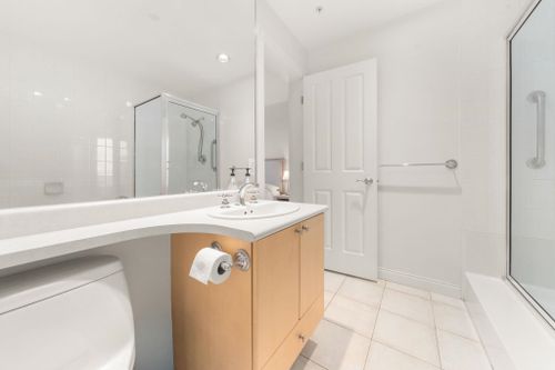 160-e-13th-street-central-lonsdale-north-vancouver-24 at 1006 - 160 E 13th Street, Central Lonsdale, North Vancouver