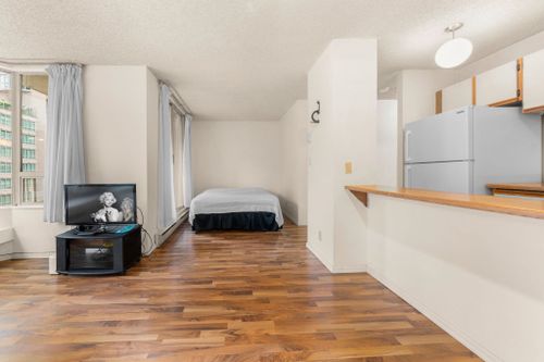 1330-hornby-street-downtown-vw-vancouver-west-04 at 307 - 1330 Hornby Street, Downtown VW, Vancouver West