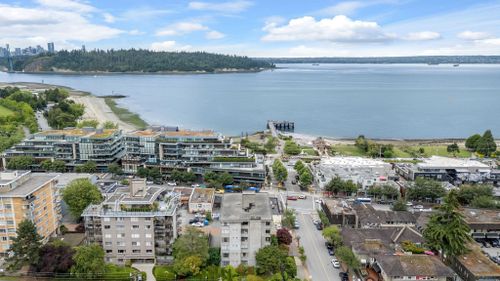 460-14th-street-ambleside-west-vancouver-26 at 101A - 460 14th Street, Ambleside, West Vancouver