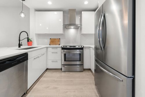 733-w-3rd-street-harbourside-north-vancouver-12 at 107 - 733 W 3rd Street, Harbourside, North Vancouver