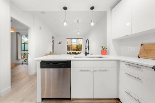 733-w-3rd-street-harbourside-north-vancouver-14 at 107 - 733 W 3rd Street, Harbourside, North Vancouver