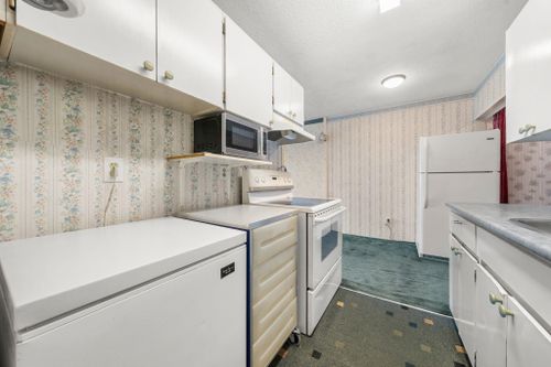 225-w-3rd-street-lower-lonsdale-north-vancouver-15 at 201 - 225 W 3rd Street, Lower Lonsdale, North Vancouver
