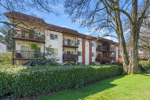 225-w-3rd-street-lower-lonsdale-north-vancouver-30 at 201 - 225 W 3rd Street, Lower Lonsdale, North Vancouver