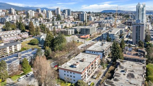 225-w-3rd-street-lower-lonsdale-north-vancouver-36 at 201 - 225 W 3rd Street, Lower Lonsdale, North Vancouver