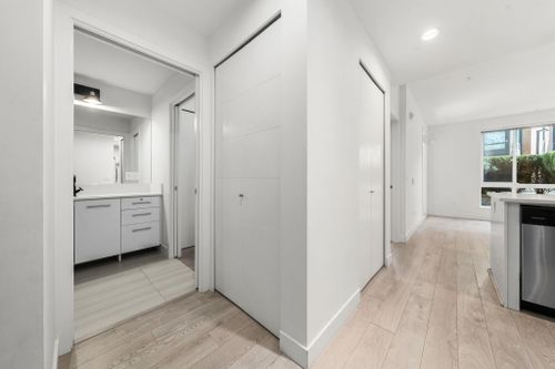 733-w-3rd-street-harbourside-north-vancouver-30 at 107 - 733 W 3rd Street, Harbourside, North Vancouver