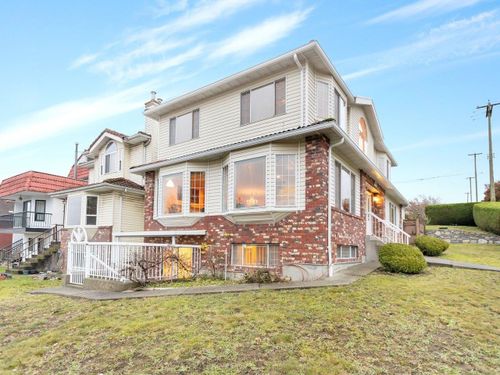 3288-e-5th-avenue-renfrew-ve-vancouver-east-01 at 3288 E 5th Avenue, Renfrew VE, Vancouver East