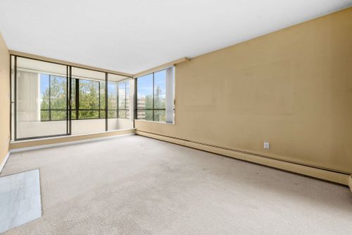 1412-esquimalt-avenue-ambleside-west-vancouver-05 at 801 - 1412 Esquimalt Avenue, Ambleside, West Vancouver