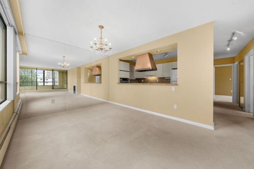 1412-esquimalt-avenue-ambleside-west-vancouver-12 at 801 - 1412 Esquimalt Avenue, Ambleside, West Vancouver