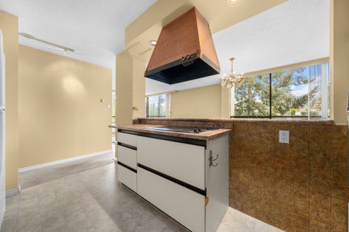 1412-esquimalt-avenue-ambleside-west-vancouver-17 at 801 - 1412 Esquimalt Avenue, Ambleside, West Vancouver