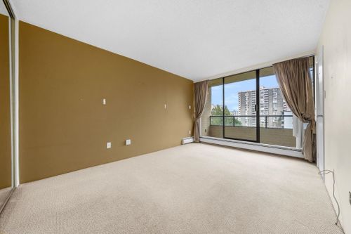 1412-esquimalt-avenue-ambleside-west-vancouver-21 at 801 - 1412 Esquimalt Avenue, Ambleside, West Vancouver