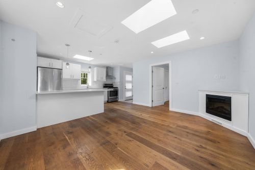 339-e-41st-avenue-main-vancouver-east-05 at 339 E 41st Avenue, Main, Vancouver East