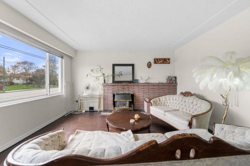 339-e-41st-avenue-main-vancouver-east-10 at 339 E 41st Avenue, Main, Vancouver East