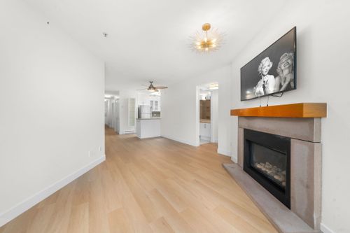 1562-w-5th-avenue-false-creek-vancouver-west-12 at 404 - 1562 W 5th Avenue, False Creek, Vancouver West
