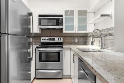 1562-w-5th-avenue-false-creek-vancouver-west-17 at 404 - 1562 W 5th Avenue, False Creek, Vancouver West
