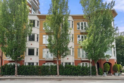 1562-w-5th-avenue-false-creek-vancouver-west-38 at 404 - 1562 W 5th Avenue, False Creek, Vancouver West