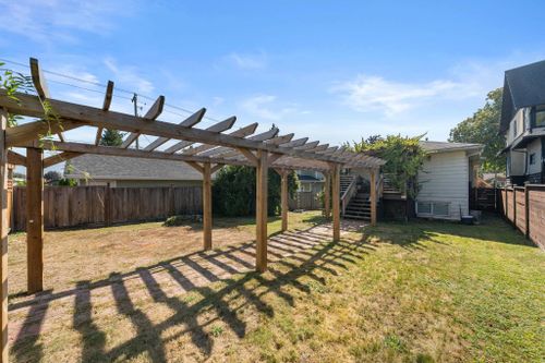 626-e-13th-street-boulevard-north-vancouver-34 at 626 E 13th Street, Boulevard, North Vancouver