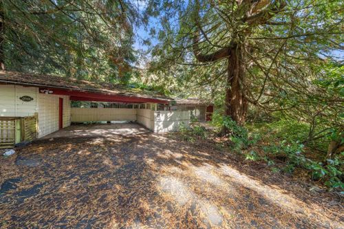 3745-southridge-avenue-bayridge-west-vancouver-04 at 3745 Southridge Avenue, Bayridge, West Vancouver