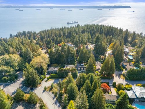 3745-southridge-avenue-bayridge-west-vancouver-29 at 3745 Southridge Avenue, Bayridge, West Vancouver
