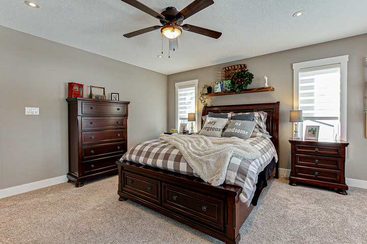 img_7134-img_7138 at 77 Street, Otterville