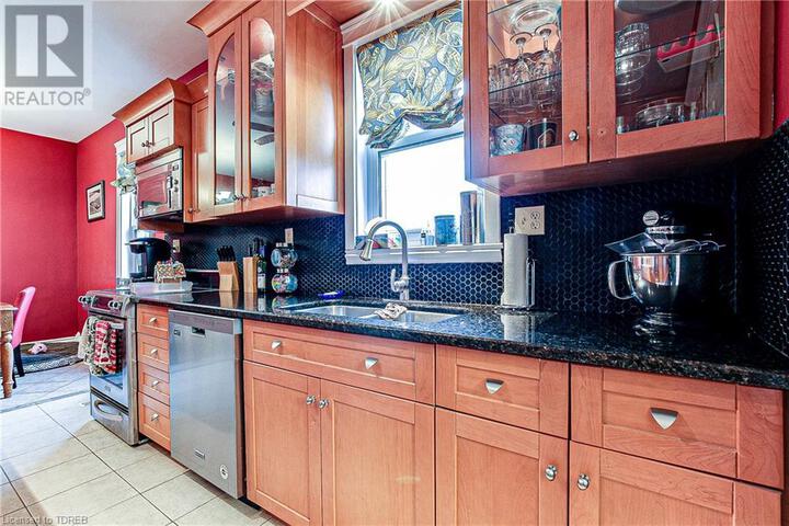 3212-gladstone-drive-mossley-14 at 3212 Gladstone Drive, Mossley