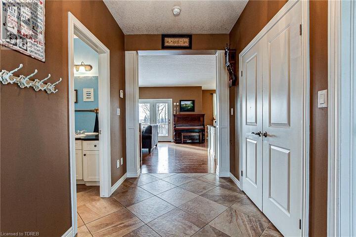 42-graydon-drive-mount-elgin-10 at 42 Graydon Drive, Brantford