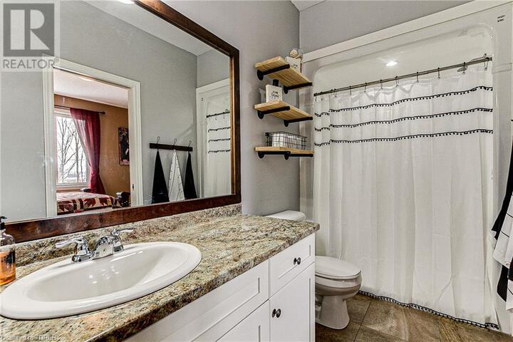 42-graydon-drive-mount-elgin-24 at 42 Graydon Drive, Brantford