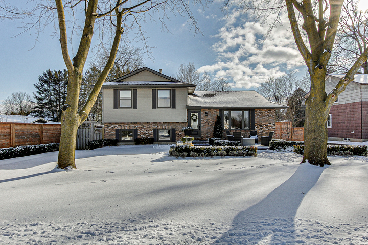 1 at 71 Street West, Otterville