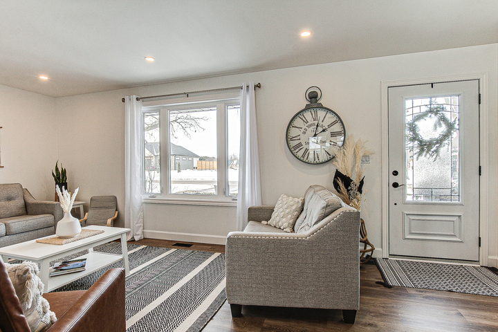 11-1 at 71 Street West, Otterville