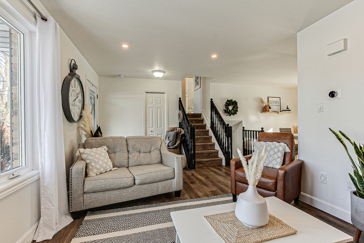 12-1 at 71 Street West, Otterville