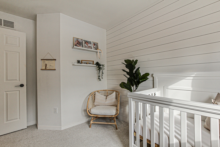 17 at 71 Street West, Otterville