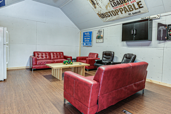 24 at 71 Street West, Otterville