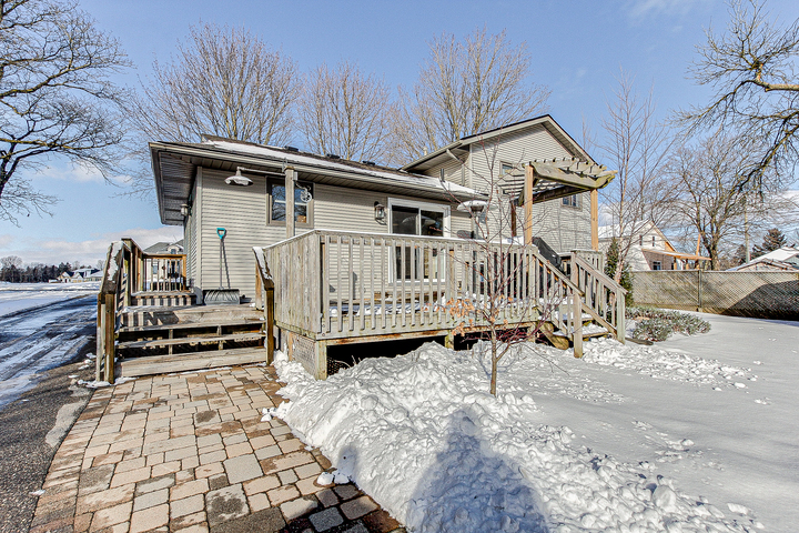 4 at 71 Street West, Otterville