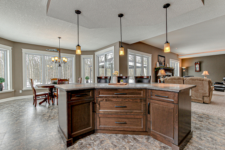 8 at 273 7th Concession Road, Harley