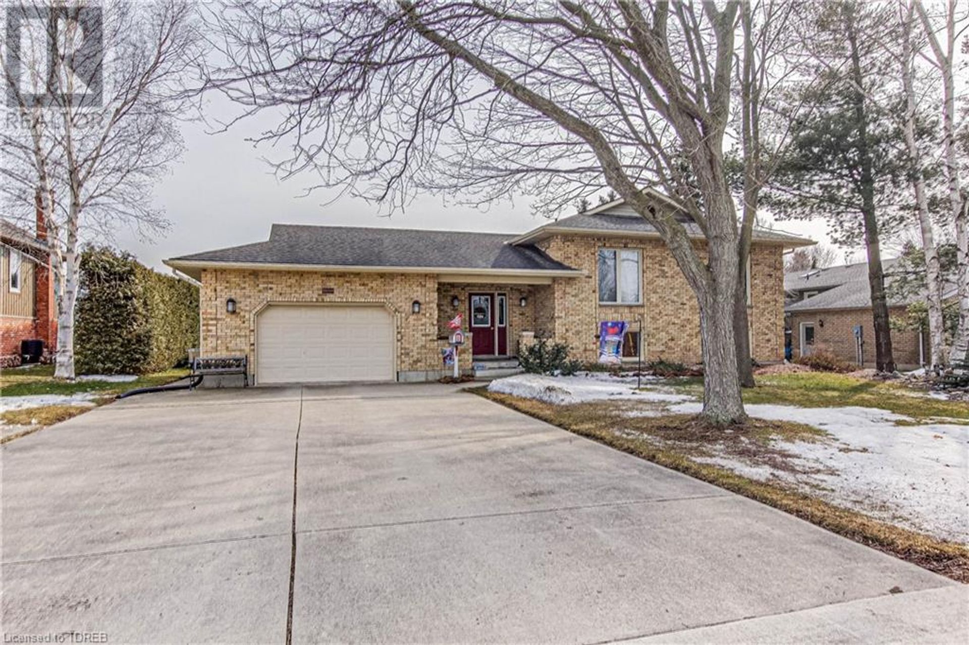 19 Wood Street E, Springford 