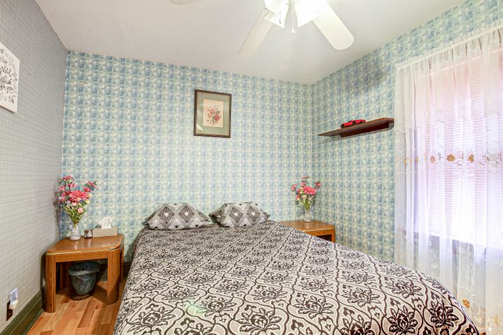 121 at 26 Dover Street, Otterville