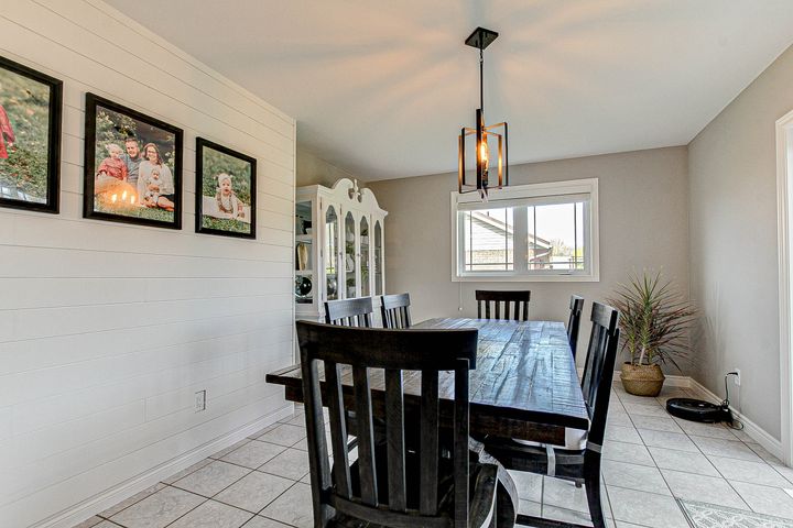 15 at 92 Mill Street West, Otterville