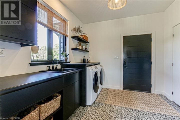 16-forman-street-scotland-31 at 16 Forman Street, Scotland