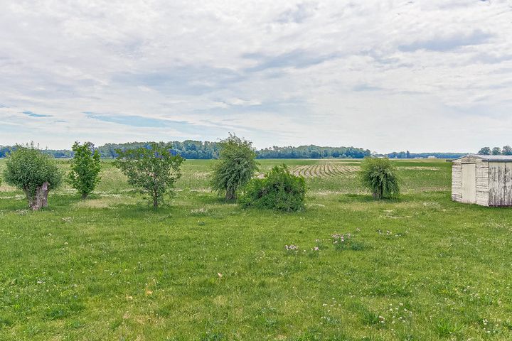 4 at 738 Norfolk County Road 28, Langton