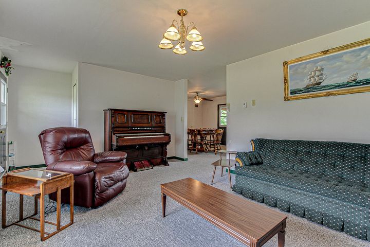 9 at 738 Norfolk County Road 28, Langton