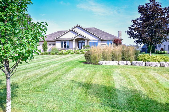 _dsc0048 at 514 Main Street East, Springford