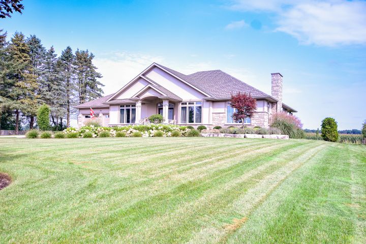 _dsc0051 at 514 Main Street East, Springford