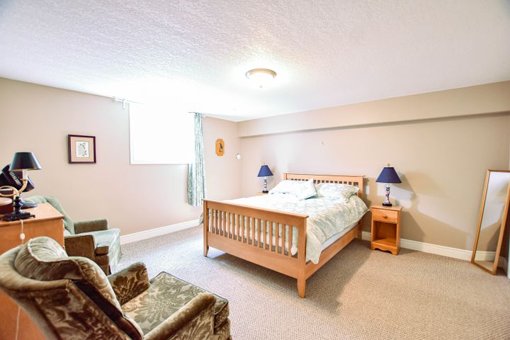 _dsc0091 at 514 Main Street East, Springford