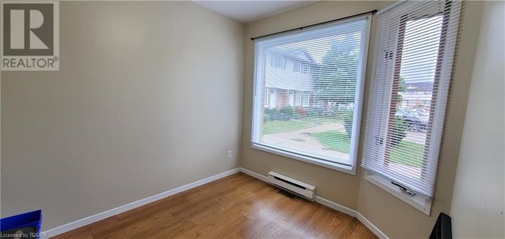 10-dufferin-street-unit-20-norwich-09 at 10 DUFFERIN Street 20, Norwich